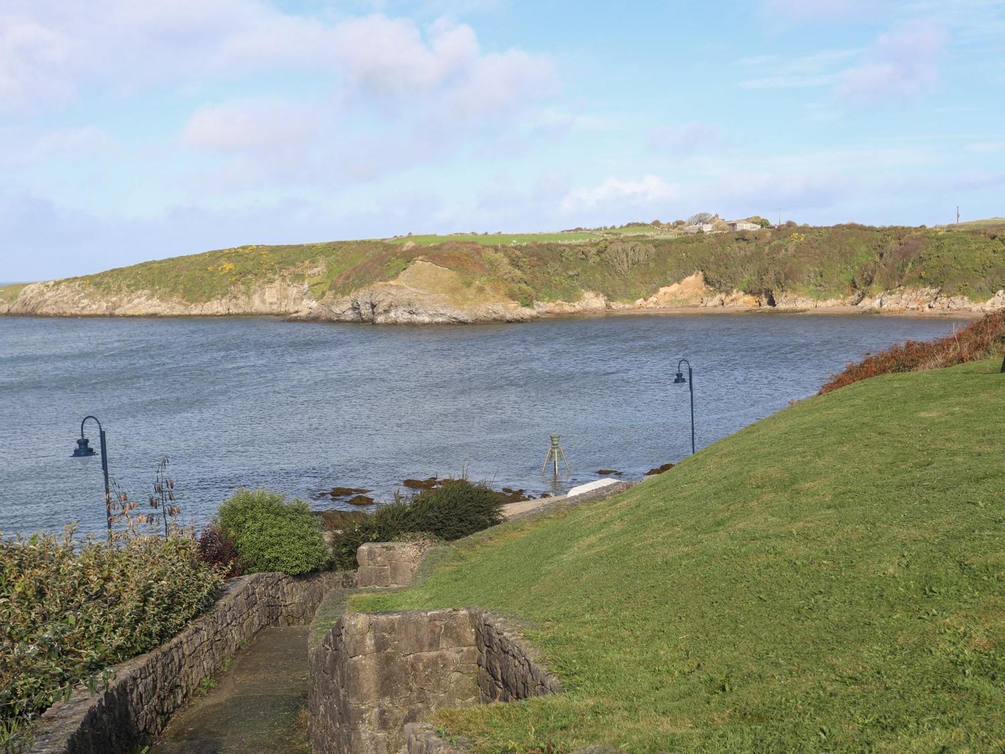 The Studio The Old Post Office Cemaes Bay Eksteriør billede